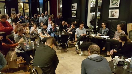 Arte de charlas y debates